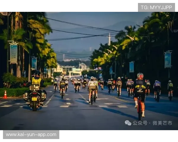 格蘭芬多选手体验芒市“绿叶宴”,徒手取食感受民族风情 格蘭芬多选手体验芒市“绿叶宴”,徒手取食感受民族风情